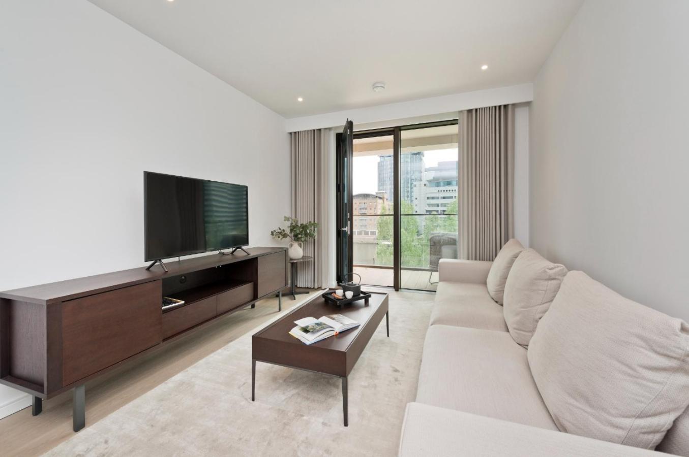 Elegant And Modern Apartments In Canary Wharf Right Next To Thames Londres Exterior foto