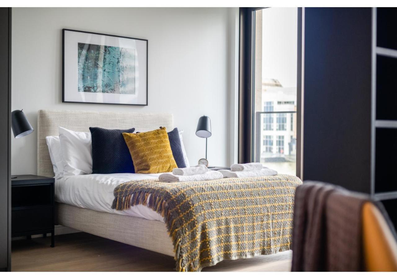 Elegant And Modern Apartments In Canary Wharf Right Next To Thames Londres Exterior foto