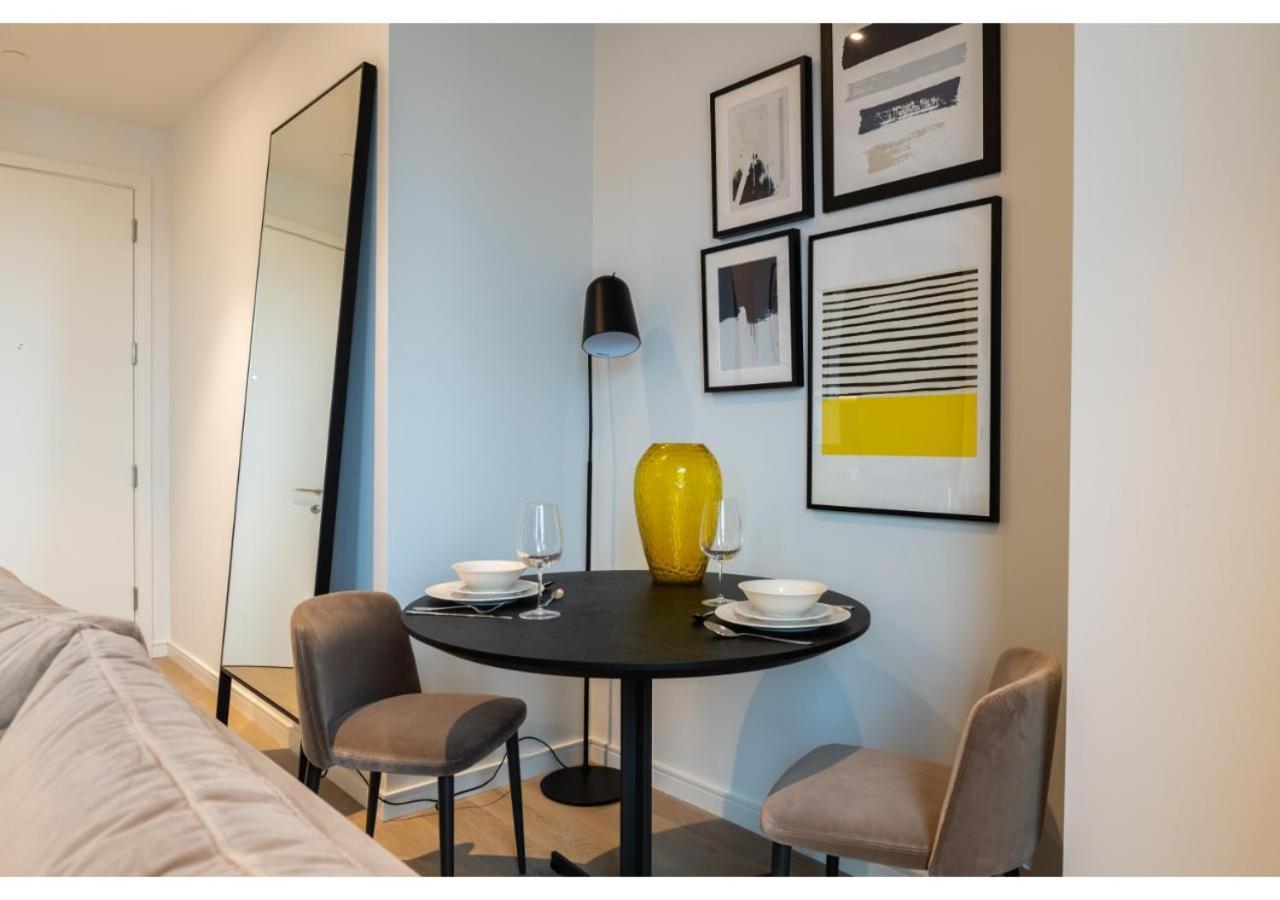 Elegant And Modern Apartments In Canary Wharf Right Next To Thames Londres Exterior foto
